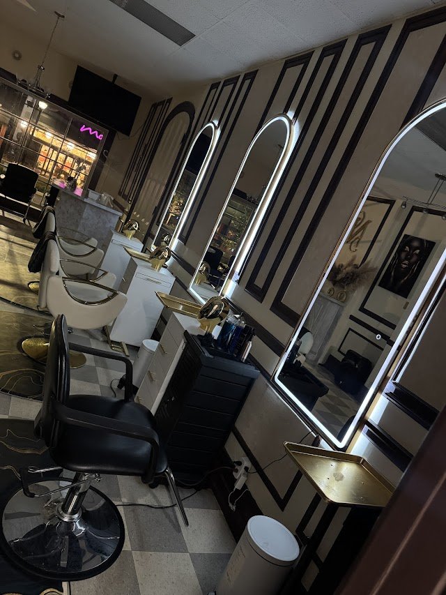 Nappy By Choice Hair Salon logo