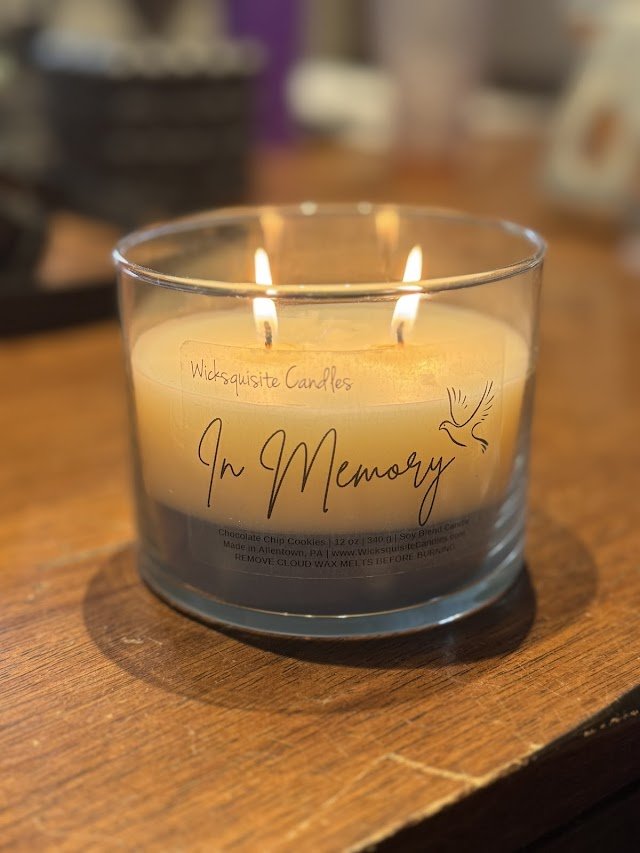 Wicksquisite Candles logo